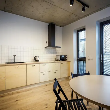 Apartment Melt In *